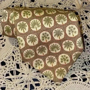 Tommy Bahama 100% silk wide tie